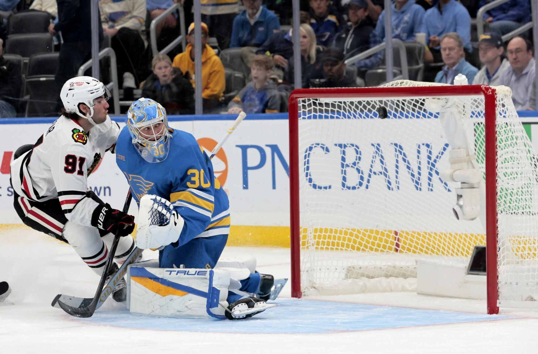 Blues goalie Joel Hofer moves forward with perspective after tough outing vs. Chicago
